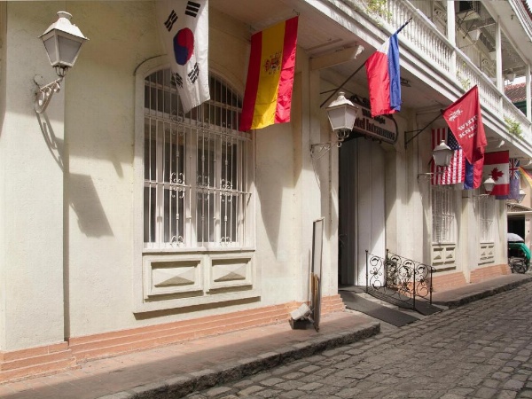 White Knight Hotel Intramuros image 13