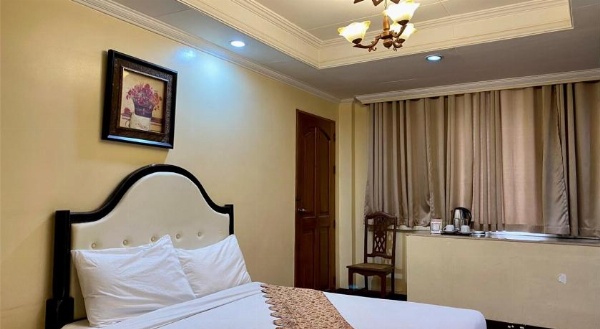 White Knight Hotel Intramuros image 16