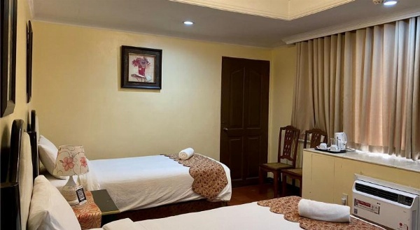 White Knight Hotel Intramuros Main image